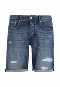 Dunkelblaue Denim-Shorts mit abgenutzten Stellen und umgeschlagenem Saum. Verfügt über fünf Taschen und metallene Verschlüsse.