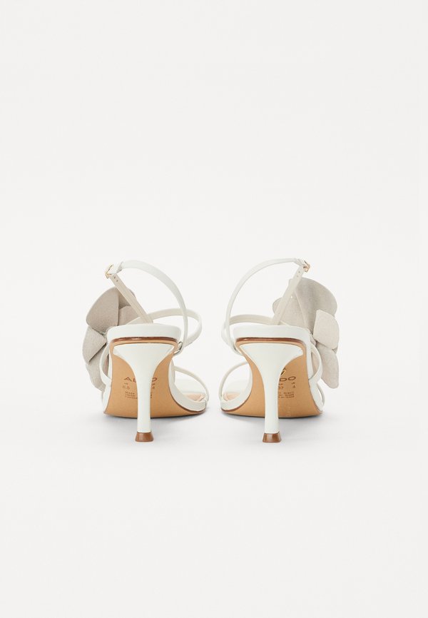 ALDO SANDFLOWER PILLOW WALK
