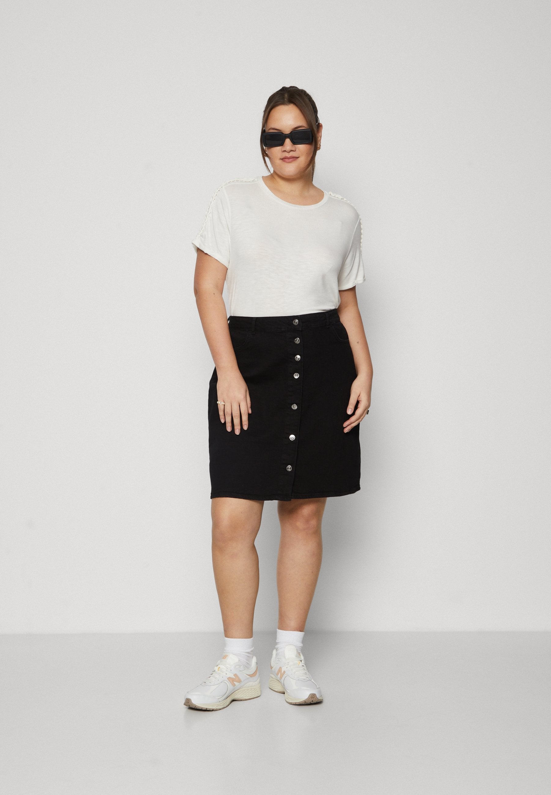 CARMANNI SKIRT Media 2