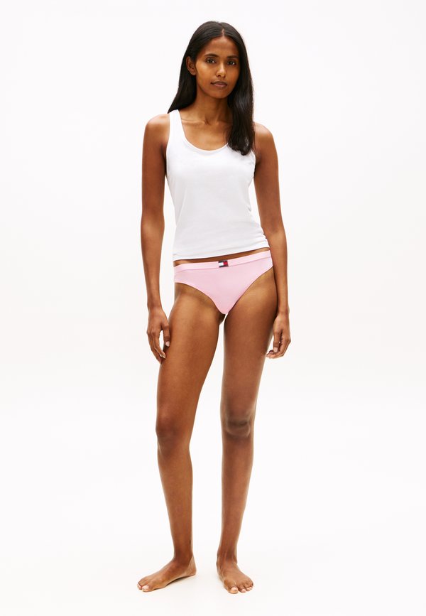 Tommy Hilfiger HERITAGE 3 PACK - Thong - classic pink keepsake blue white
