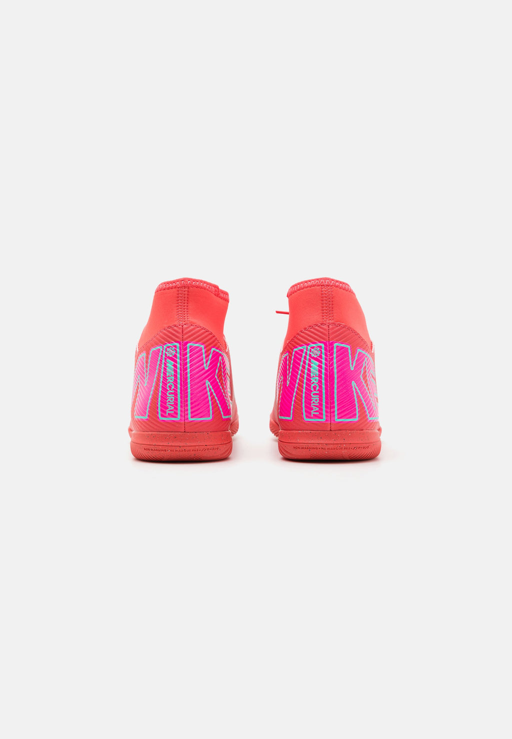 Nike Performance 10 CLUB IC