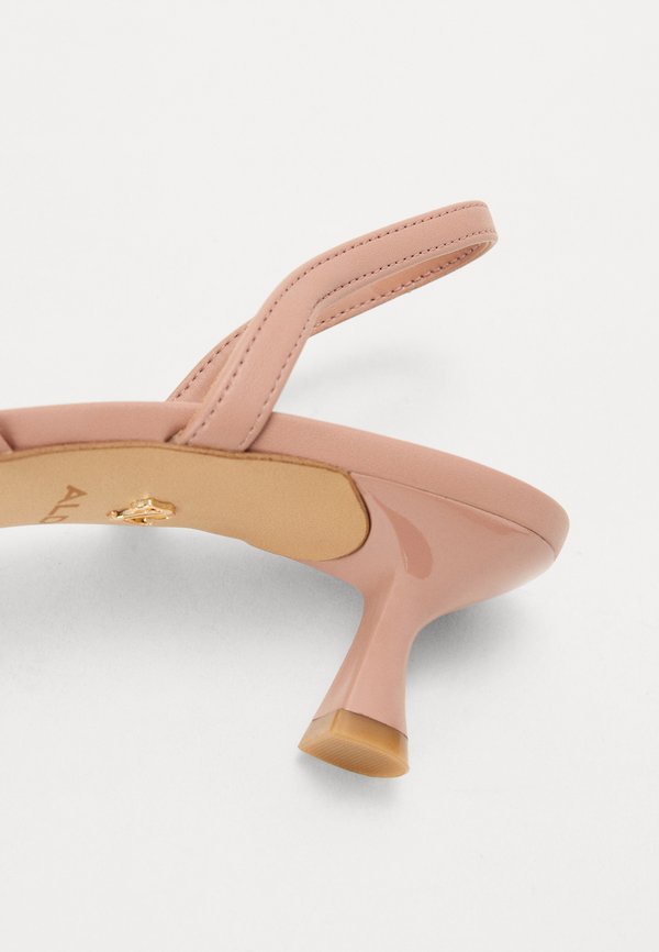 ALDO DELICATE PILLOW WALK