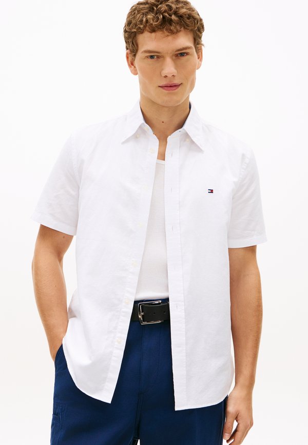 Tommy Hilfiger REGULAR FIT LINEN BLEND SHORT SLEEVE SHIRT - Shirt - white
