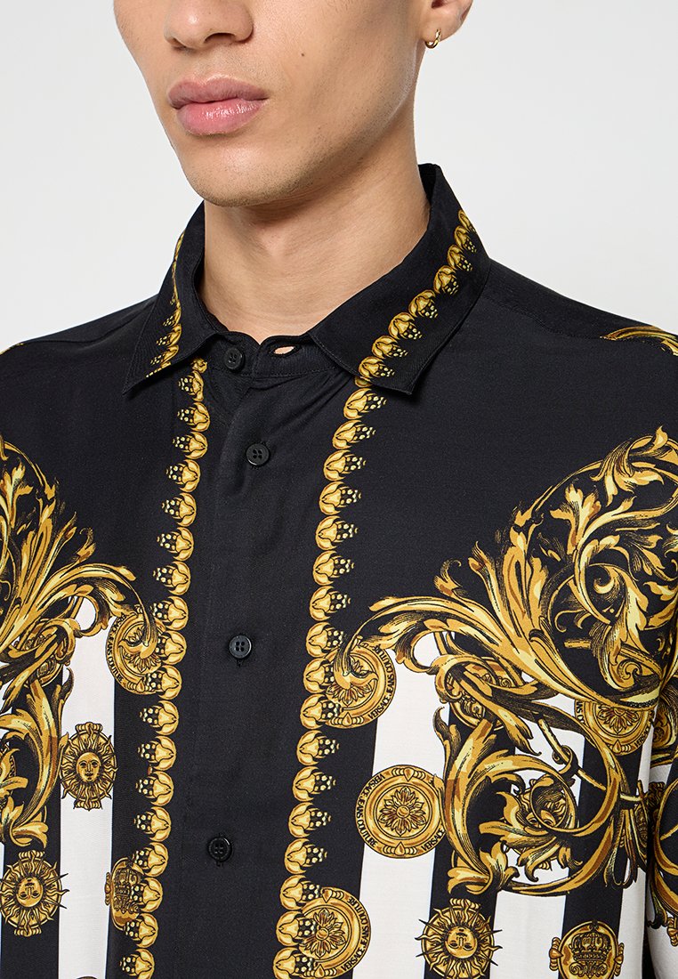 Versace Jeans Couture