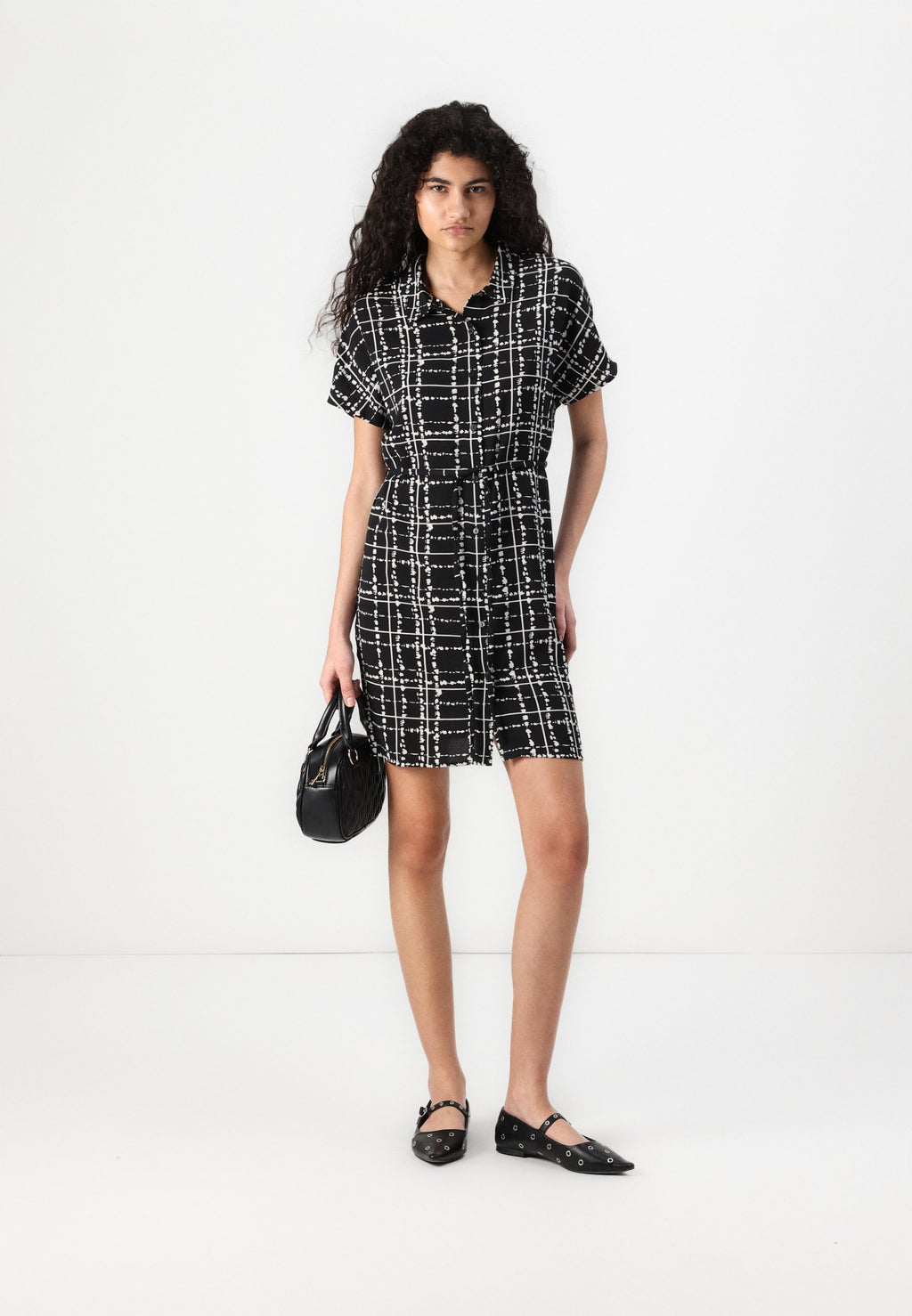 ONLNOVA LIFE SHIRT DRESS Media 2