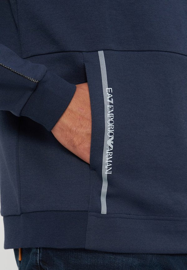EA7 Emporio Armani