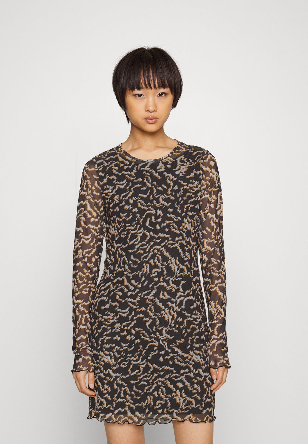 Noisy May Petite NMZAMMIE SHORT DRESS