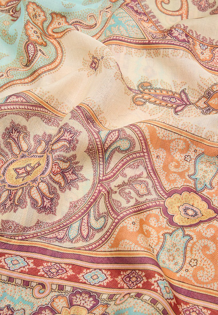 ETRO SCIALLI