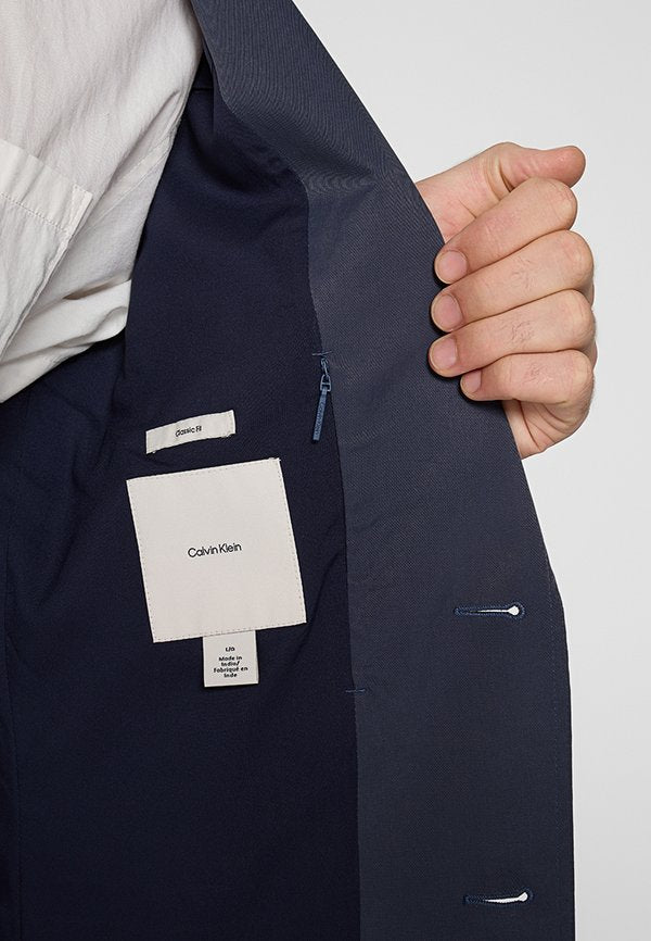 Calvin Klein YAGI