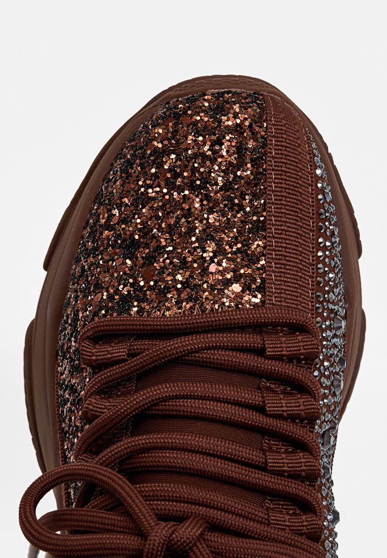 Steve Madden JMAXILLA-G