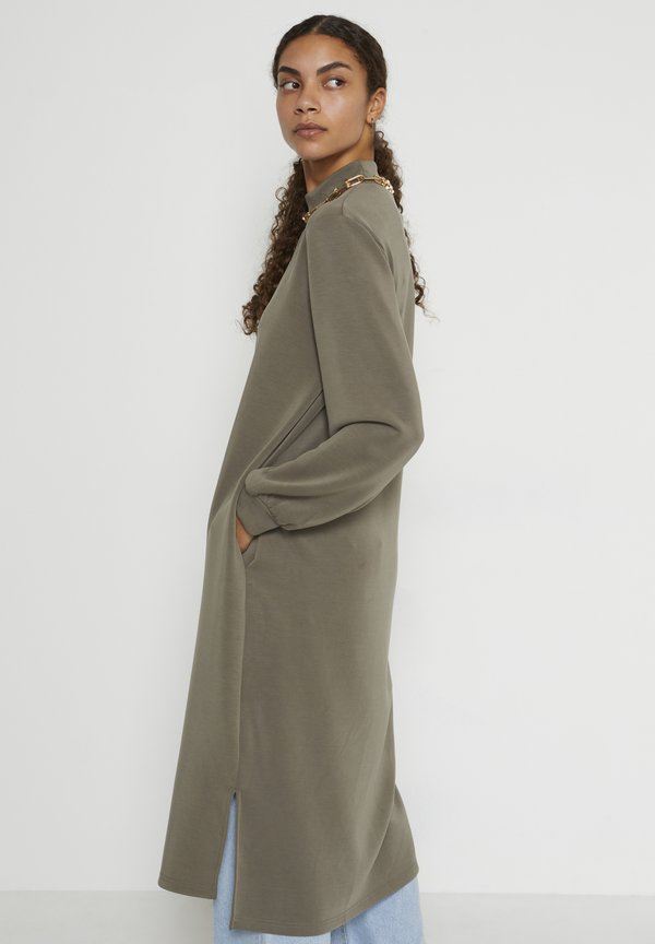 My Essential Wardrobe ELLE