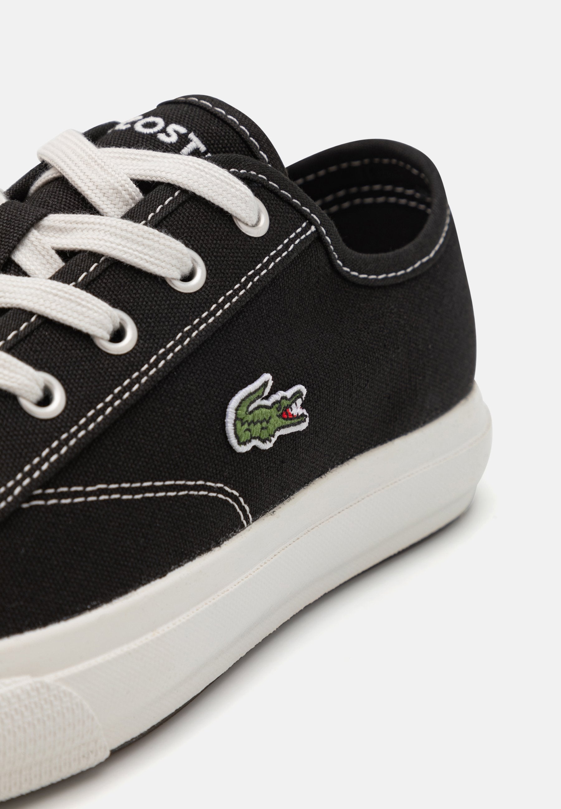 Lacoste BACKCOURT 125