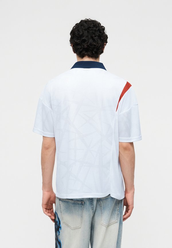 Umbro BOXY FOOTBALL UNISEX