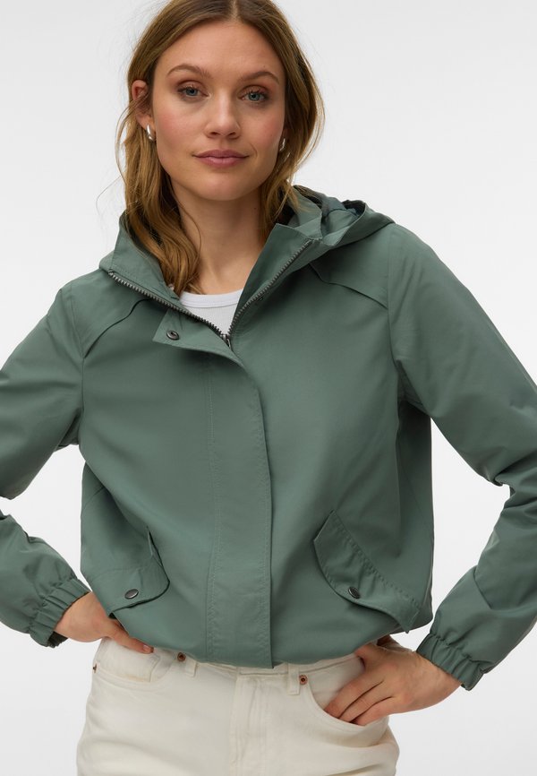 Vero Moda VMZOA - Light jacket - laurel wreath