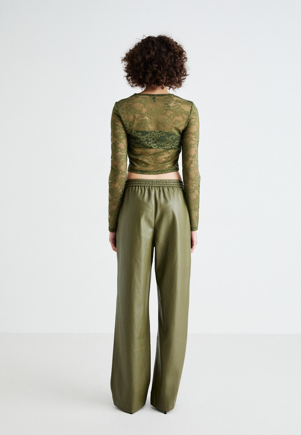 ONLJOVANA TRACKPANT Media 4