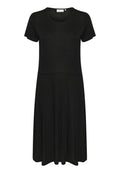 Schwarzes Kurzarmkleid mit rundem Ausschnitt, lockerer Passform und fließender A-Linie. Glattes Material ohne Muster oder Verzierungen.