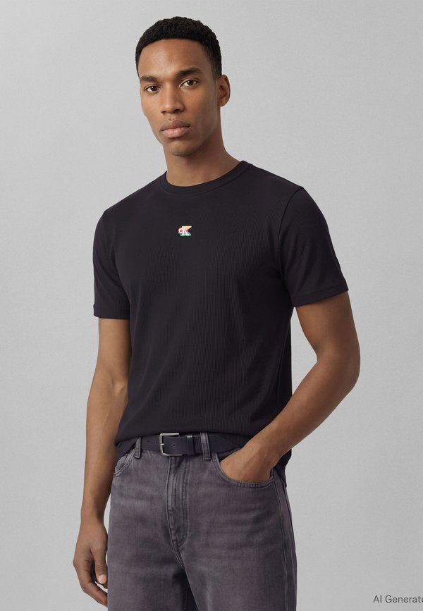 Calvin Klein Jeans PRIDE MONOGRAM - Basic T-shirt - black
