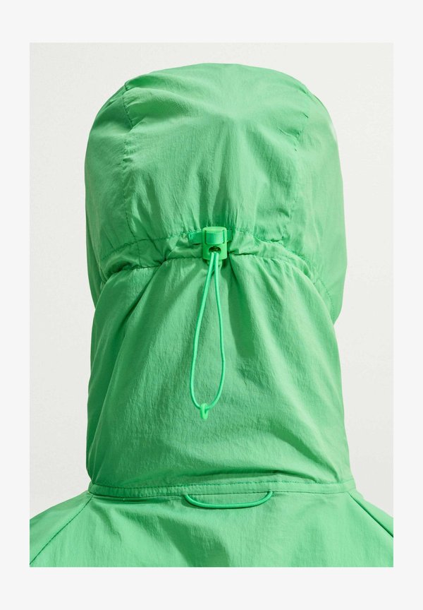 Nike Performance M NK UV RPL STRIDE JACKET - Running jacket - green spark cucumber calm