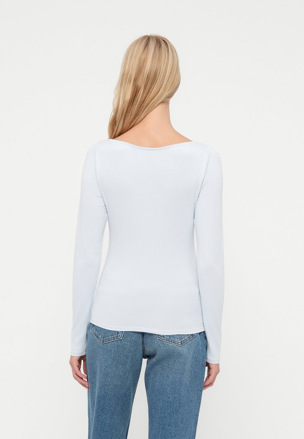 Hollister Co. FLAT SLASH