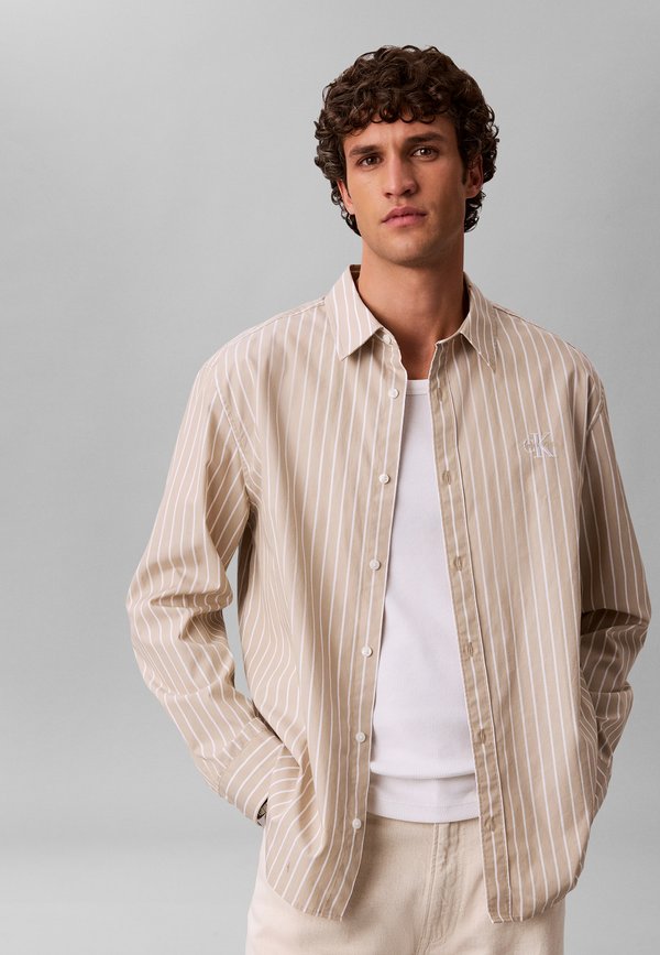 Calvin Klein Jeans STRIPE WASHED - Shirt - plaza taupe