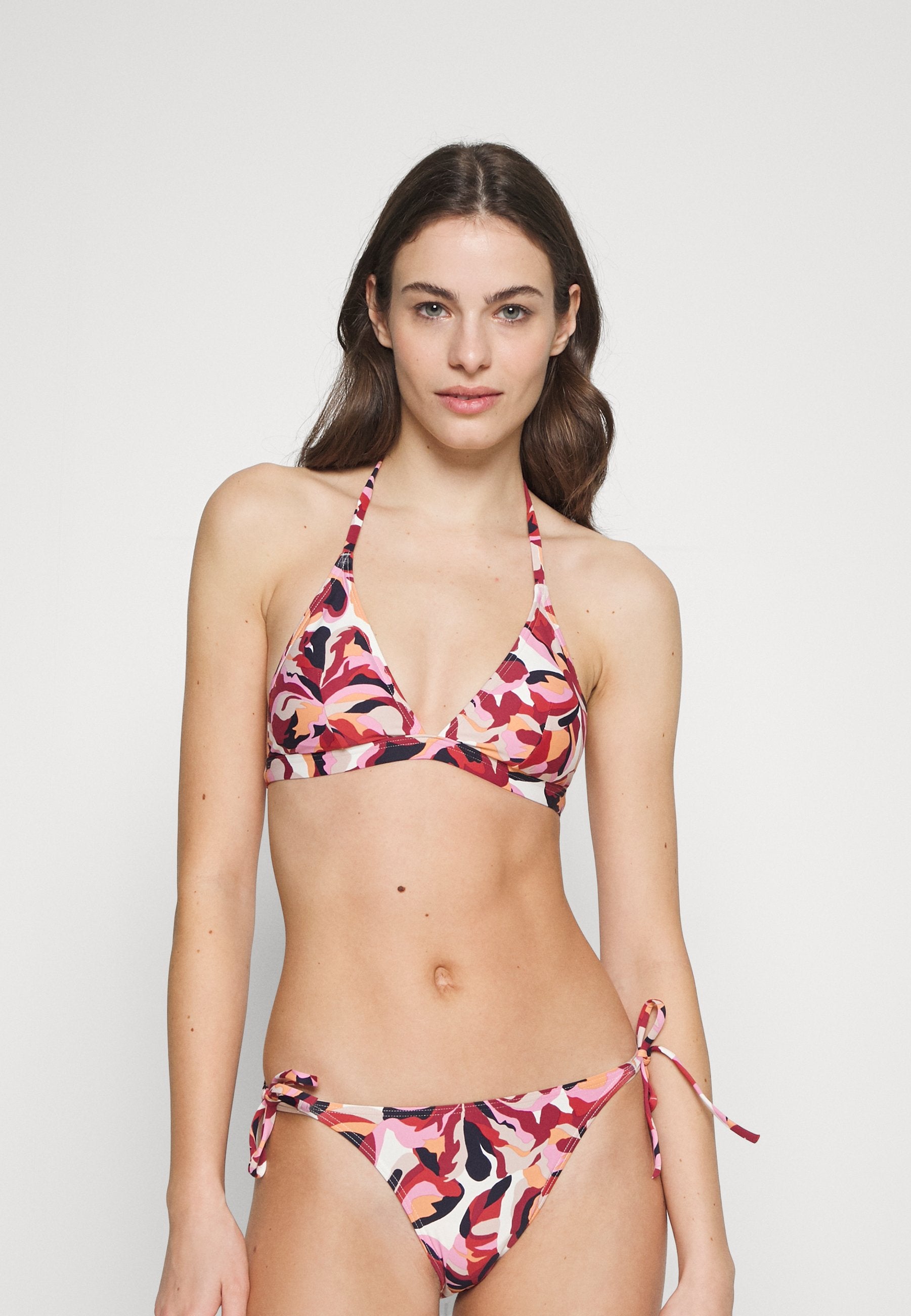 CARILO BEACH PADDED HALTERNECK Media 3