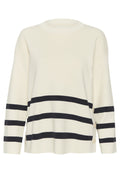Off-white gestrickter Pullover mit schwarzen horizontalen Streifen, Rundhalsausschnitt und Knopfakzenten an der Seite. Weiche Textur und lockere Passform.