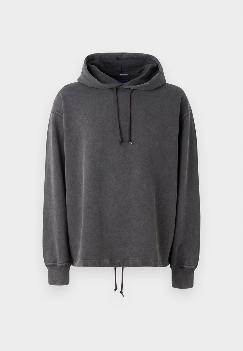 Grauer Hoodie aus weichem Stoff, mit einem Kordelzug-Hood und langen Ärmeln, sowie einem verstellbaren Saum mit Kordel. Glatte Textur und bequemer Schnitt.