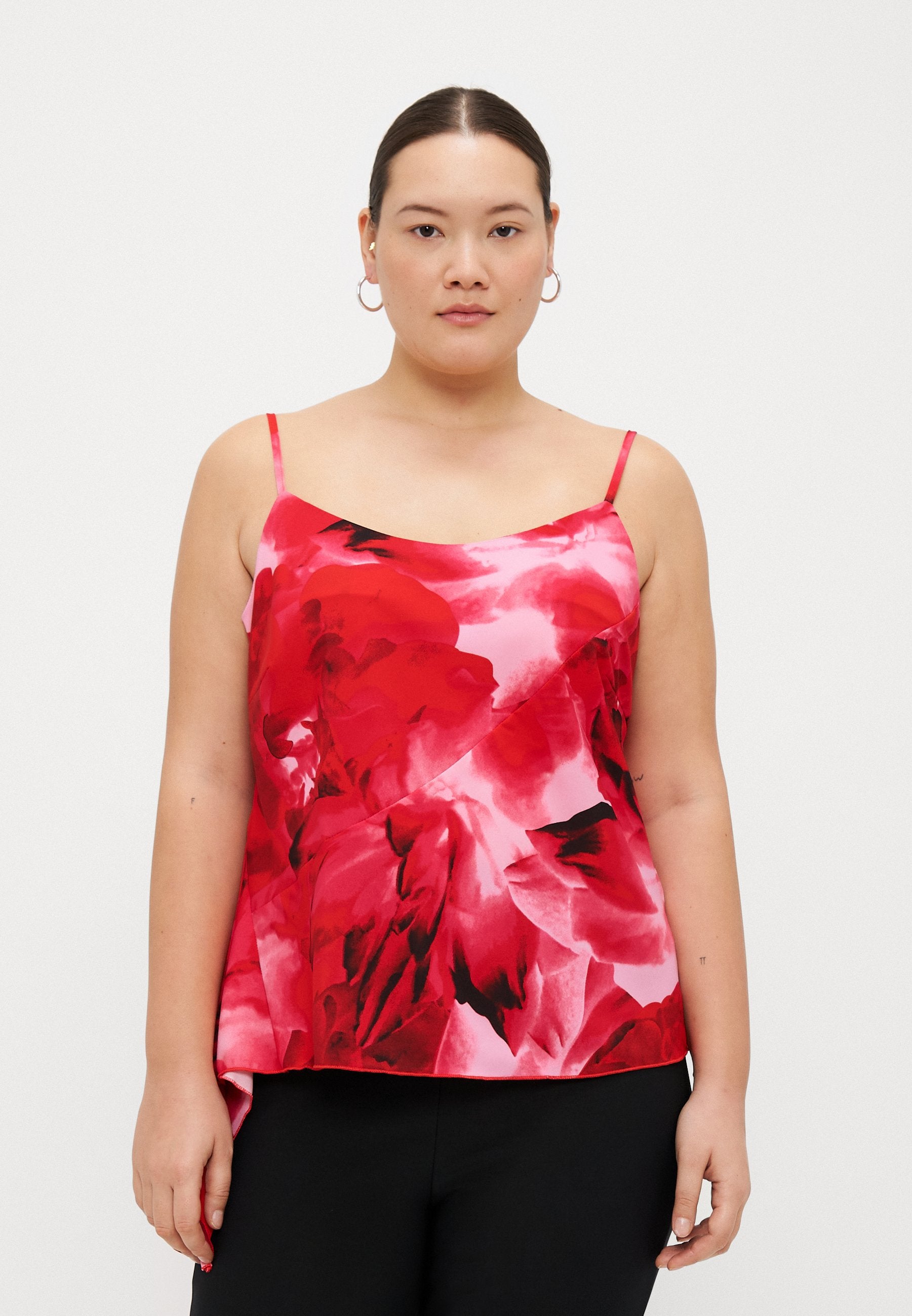 ONLY Carmakoma CARROSAL STRAP FRILL