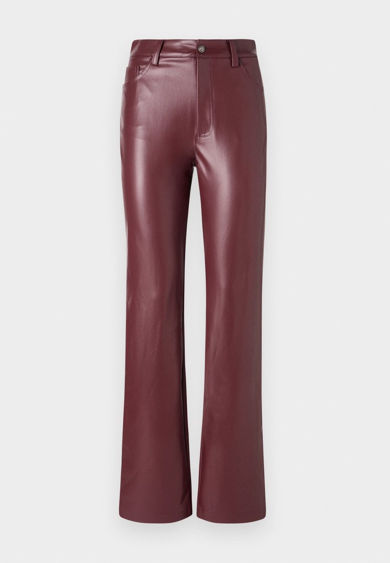 STRAIGHT PANT Media 1