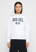 Weißer Hoodie mit verstellbarem Kordelzug, vorderer Kängurutasche, großem "DIESEL"-Schriftzug in Dunkelblau über der Brust und gerippten Bündchen.
