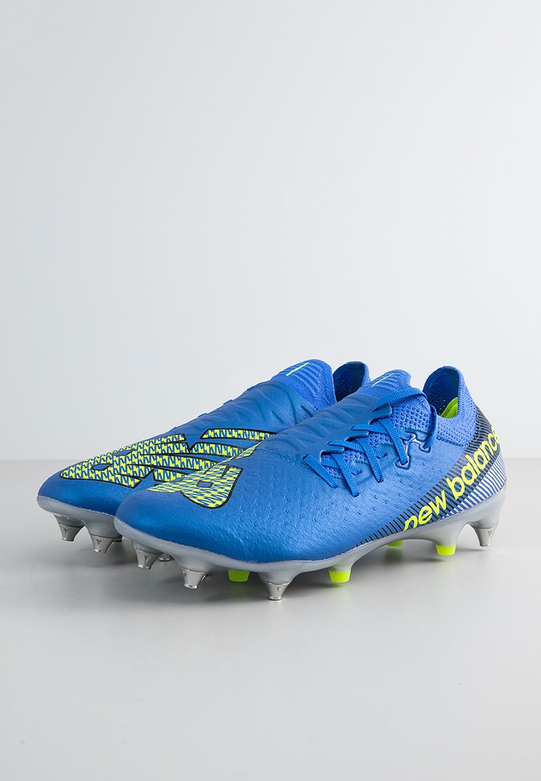 New Balance FURV7 PRO SG