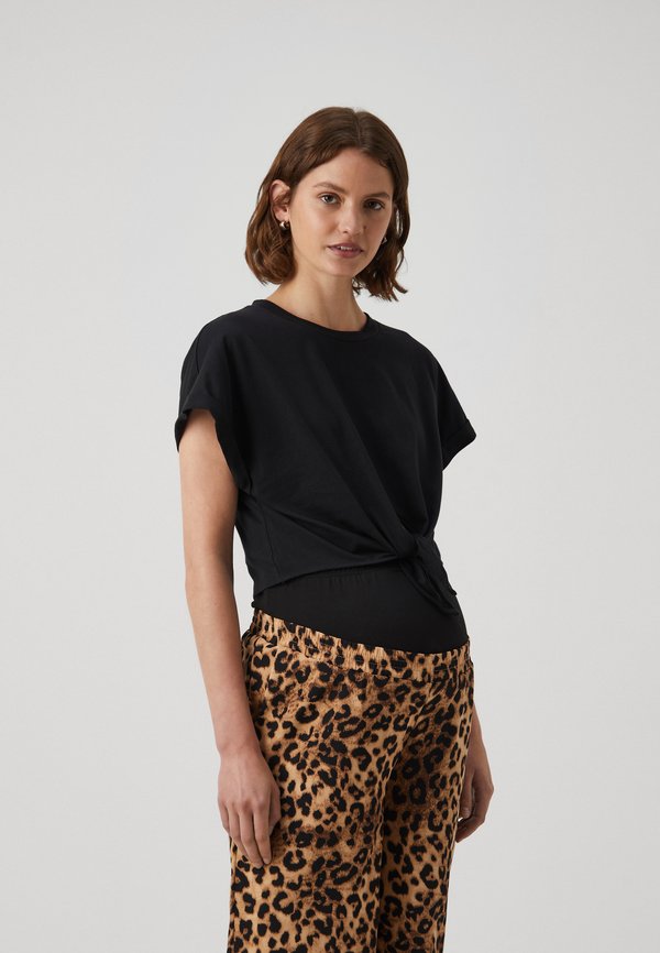 Vero Moda Maternity VMMPANNA CROP NEW - Basic T-shirt - black