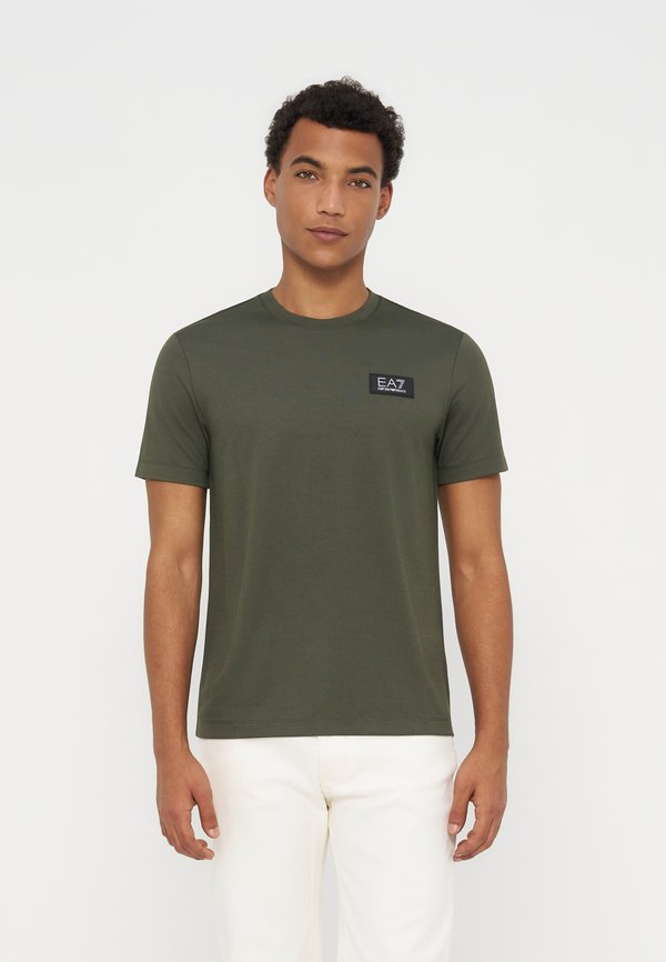 EA7 Emporio Armani