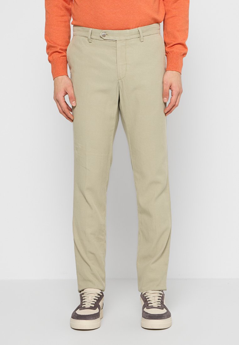 Hackett London