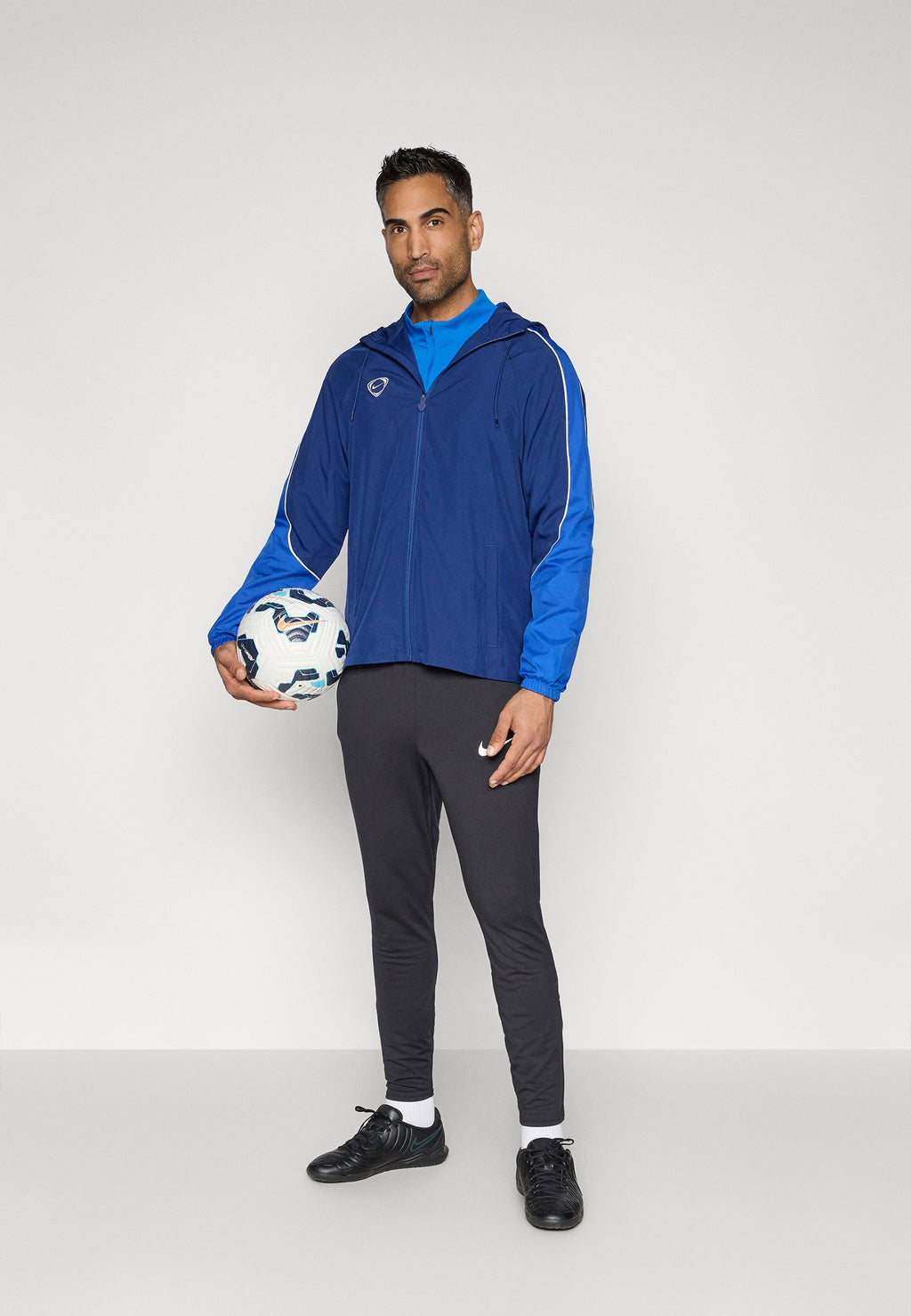 Nike Performance