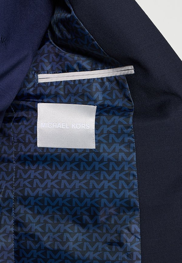 Michael Kors SLIM FIT
