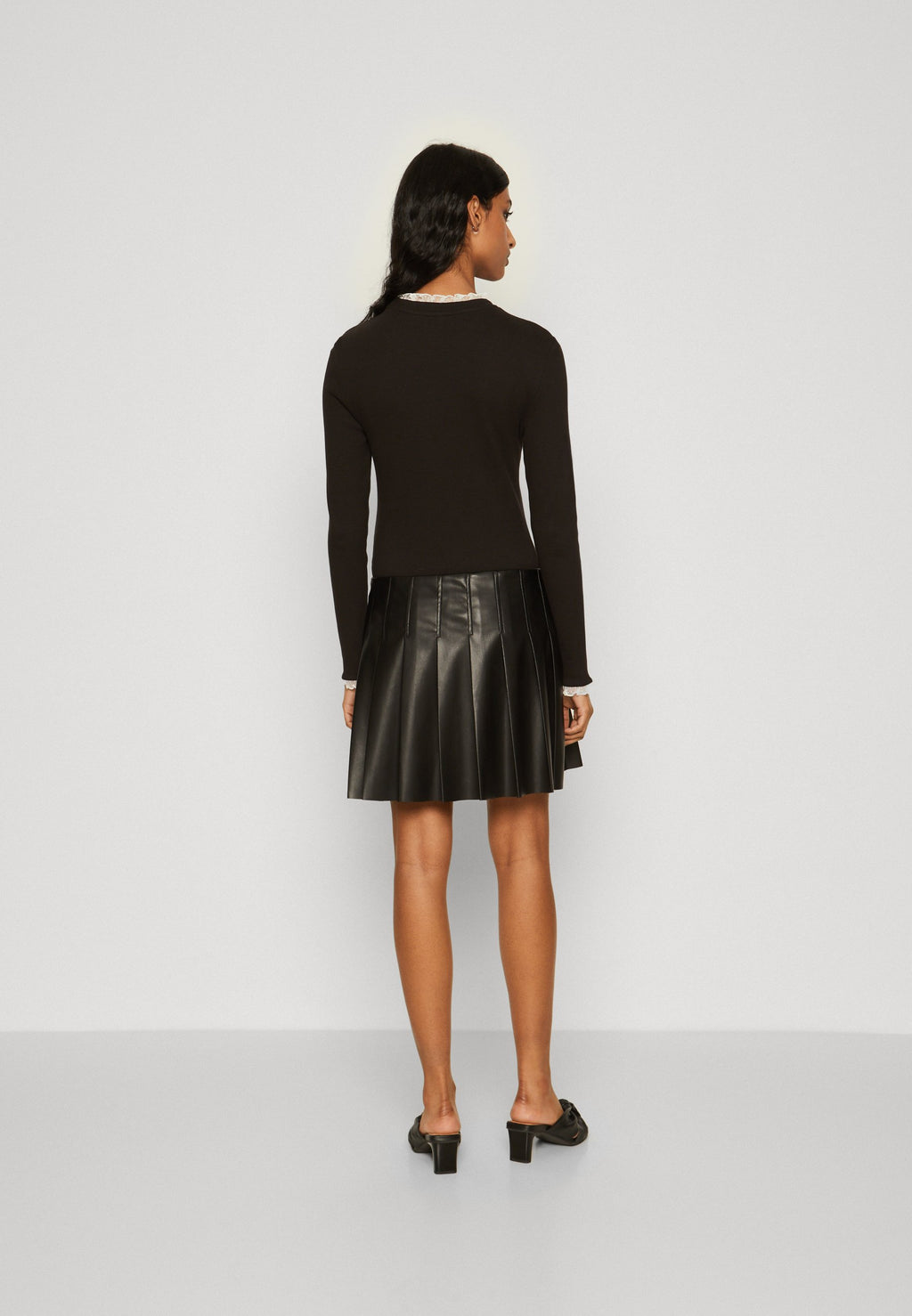 ONLIZARA ZIP PLEAT Media 4