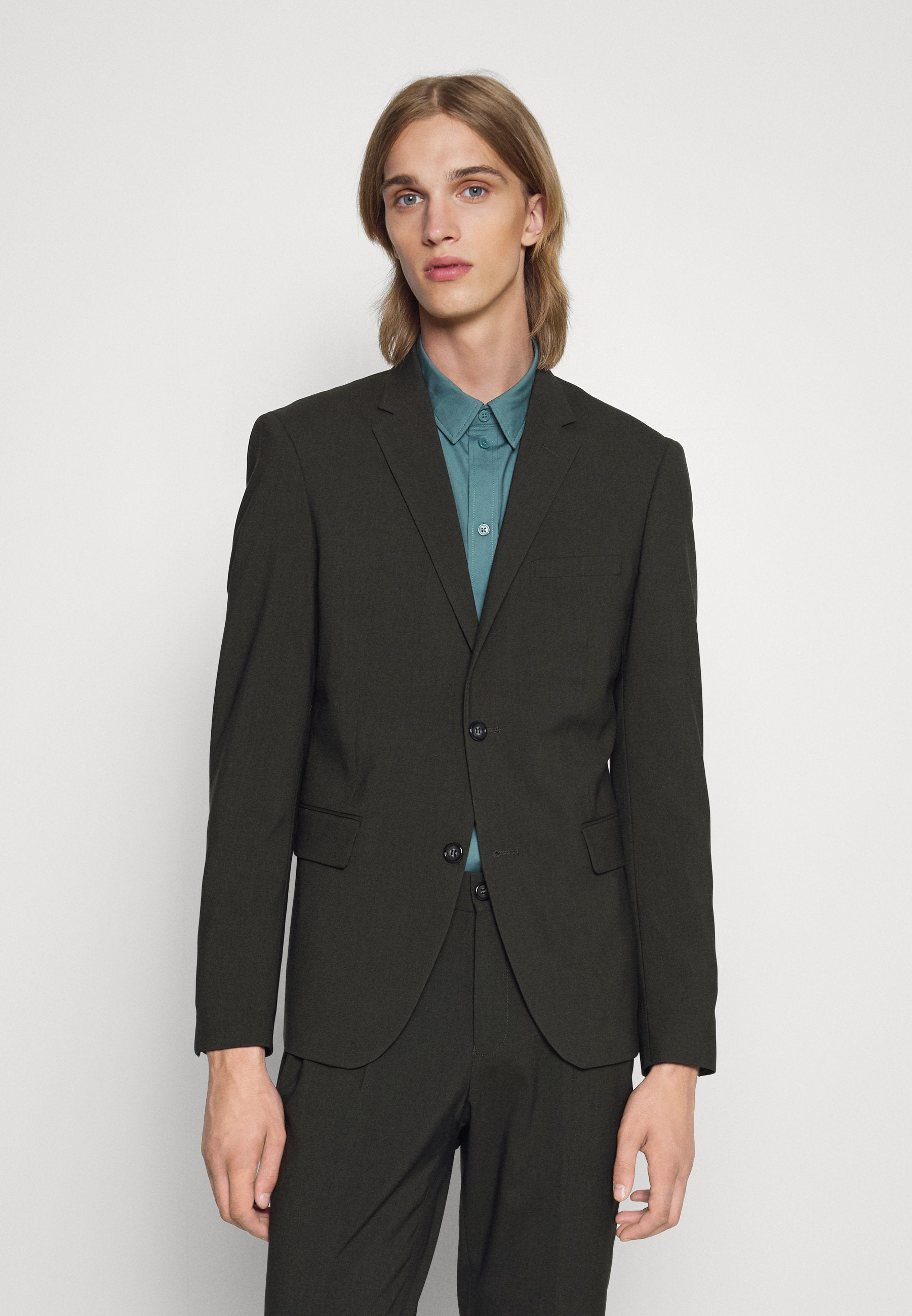 SLIM FIT PLAIN MENS SUIT Media 5