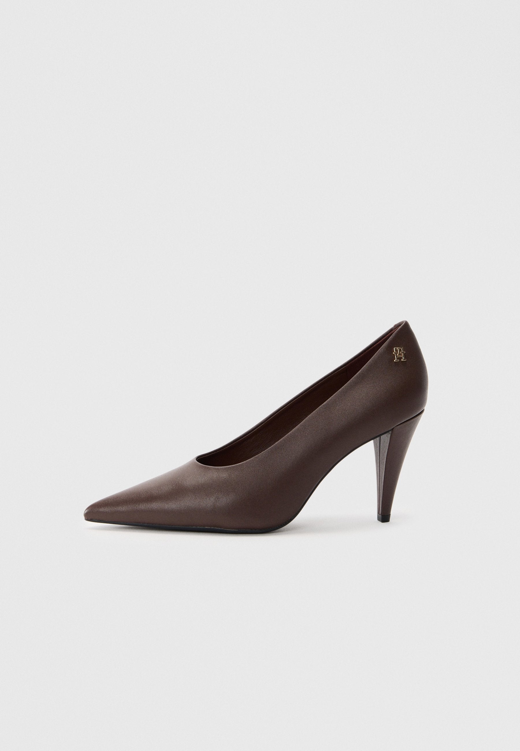 LEATHER TH MONOGRAM HIGH HEELS Media 1