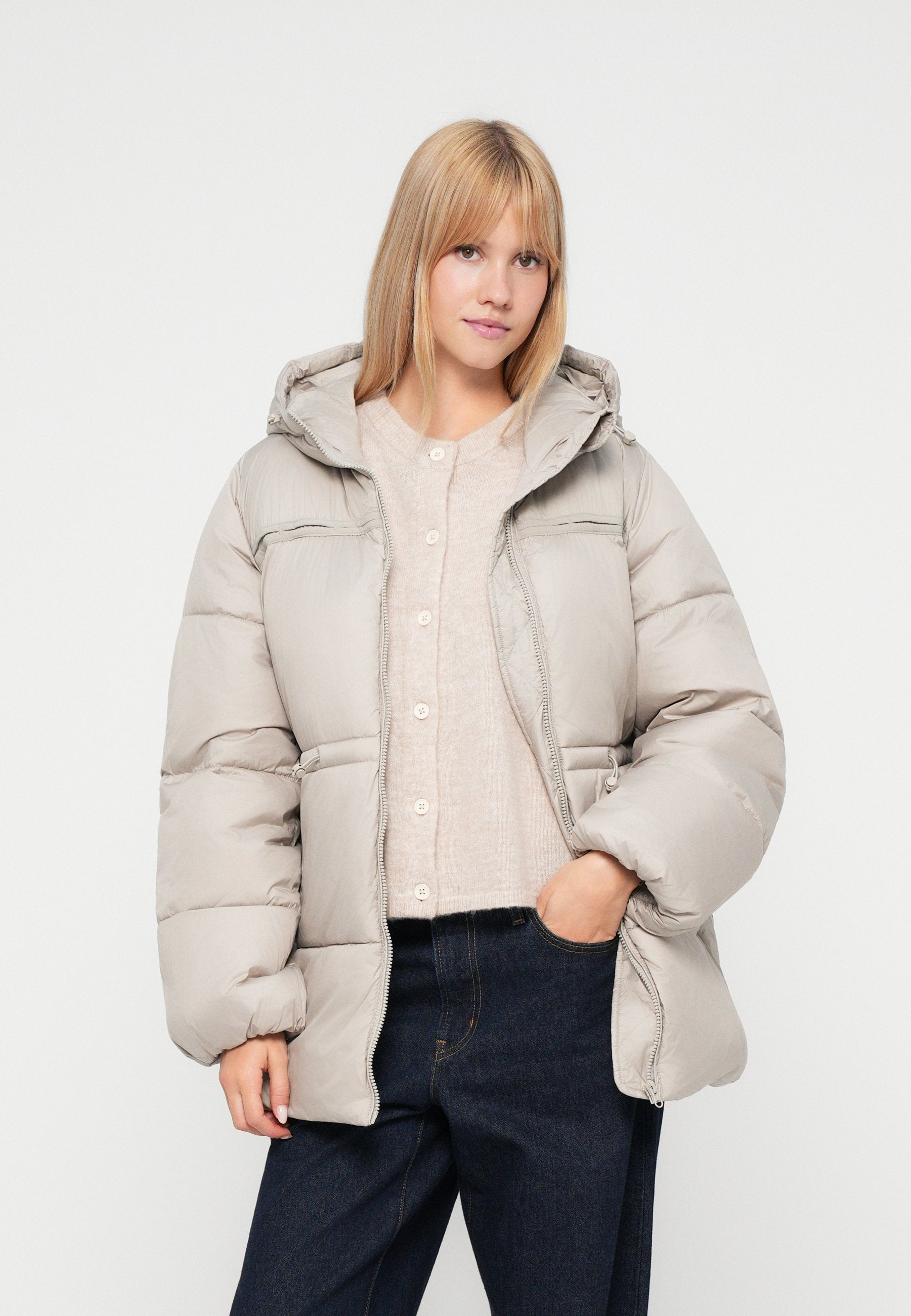 Object Puffer Hooded