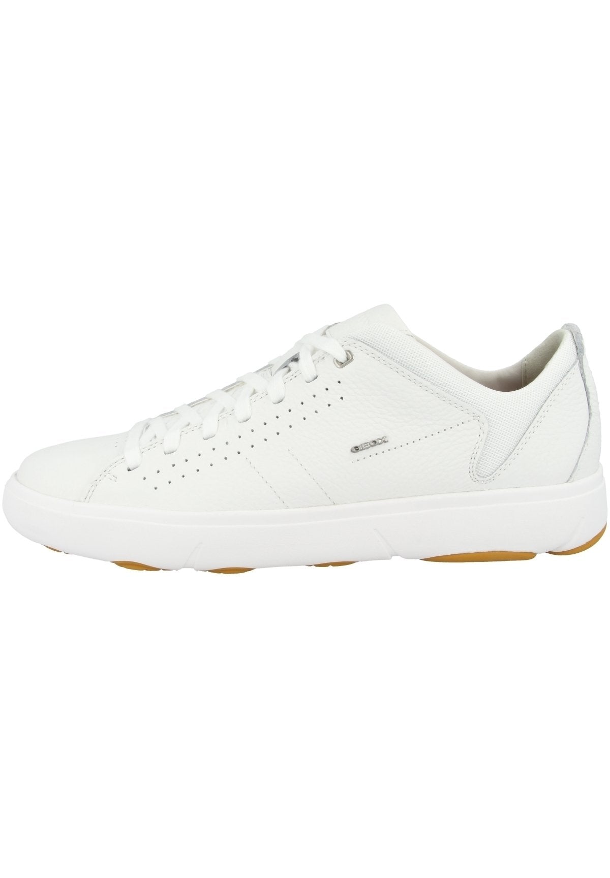 Weiße Sneakers mit glattem Lederobermaterial, durchbrochenen Details, runder Zehenpartie, flacher weißer Sohle und grauen Akzenten an der Ferse. Gummisohle.
