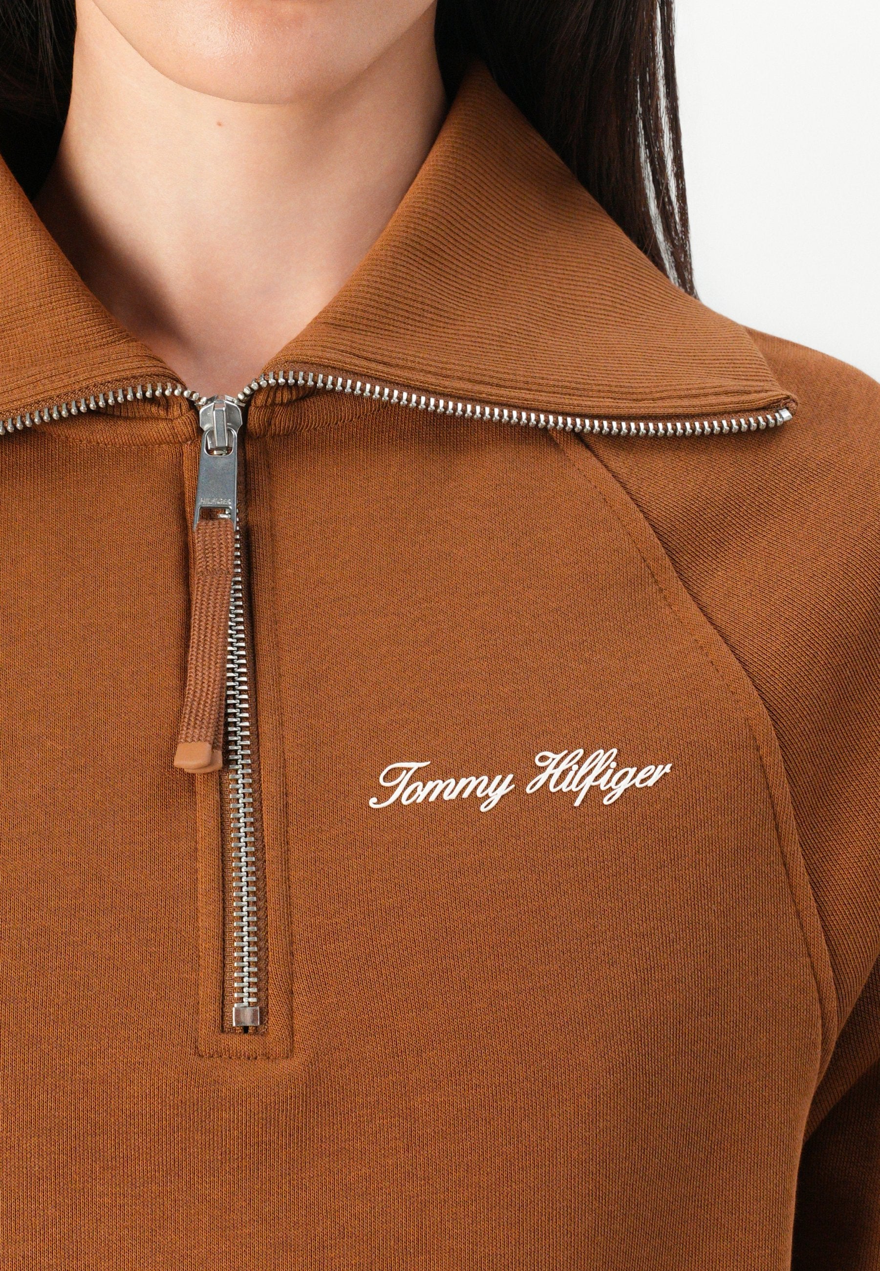 Tommy Hilfiger CLASSIC SCRIPT HALF-ZIP