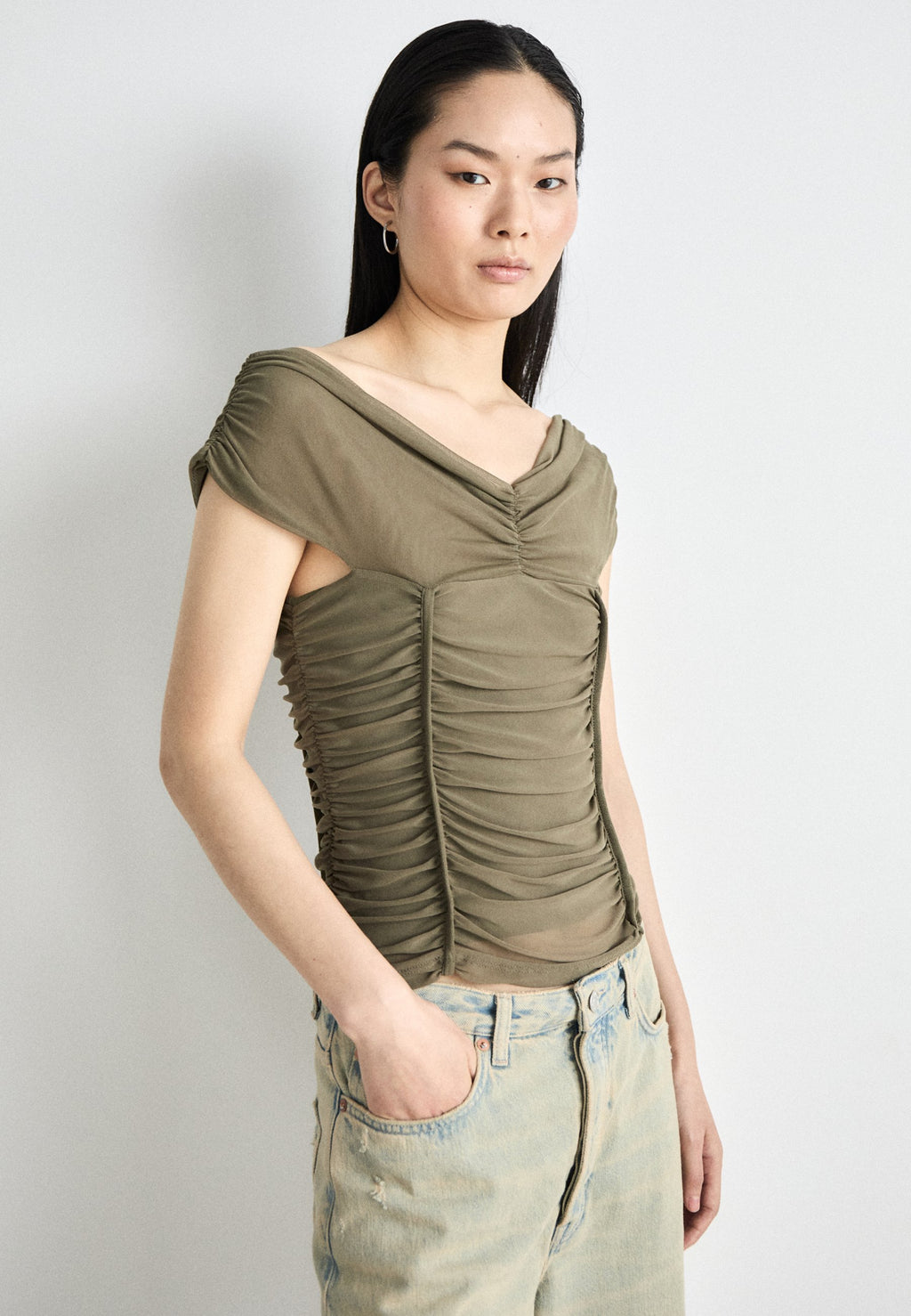 Gestuz OFF SHOULDER