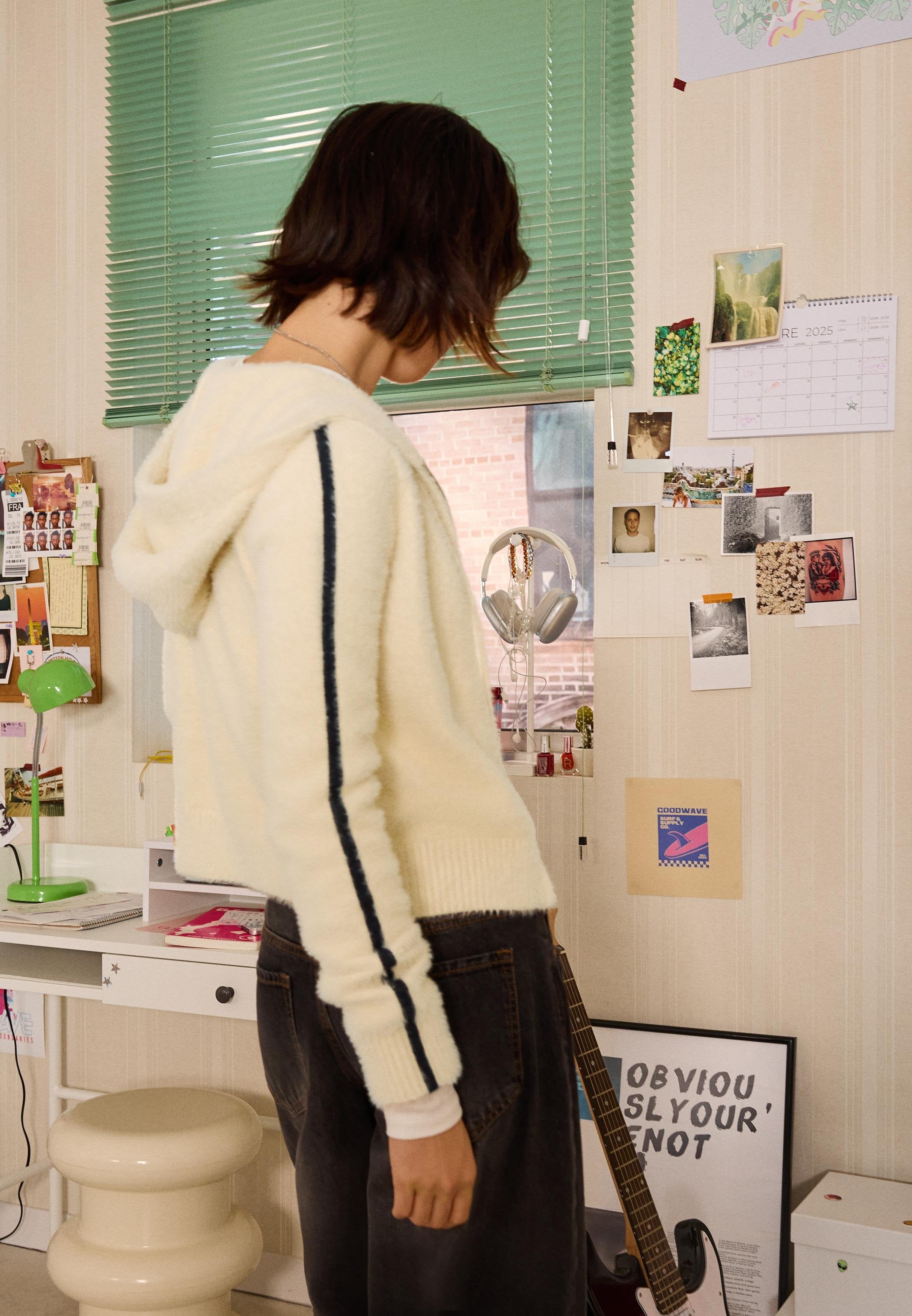 Bershka EMBROIDERED ZIP-UP