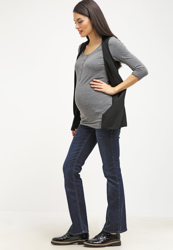 Esprit Maternity