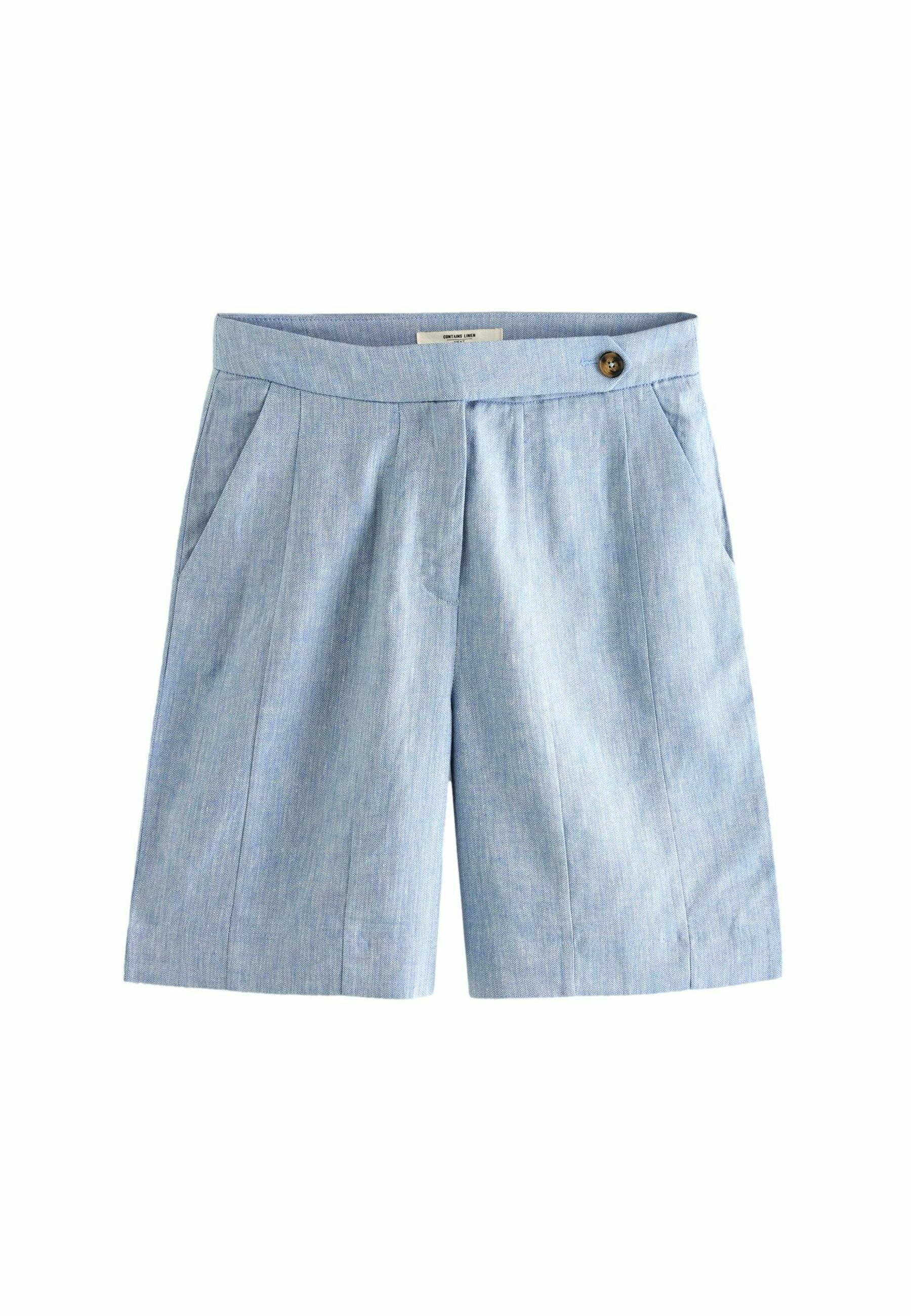 Helleblaue maßgeschneiderte Shorts aus gewebtem Stoff, mit Knopfverschluss, Fronttaschen und einem geraden Beinanschnitt mit scharfen Falten.