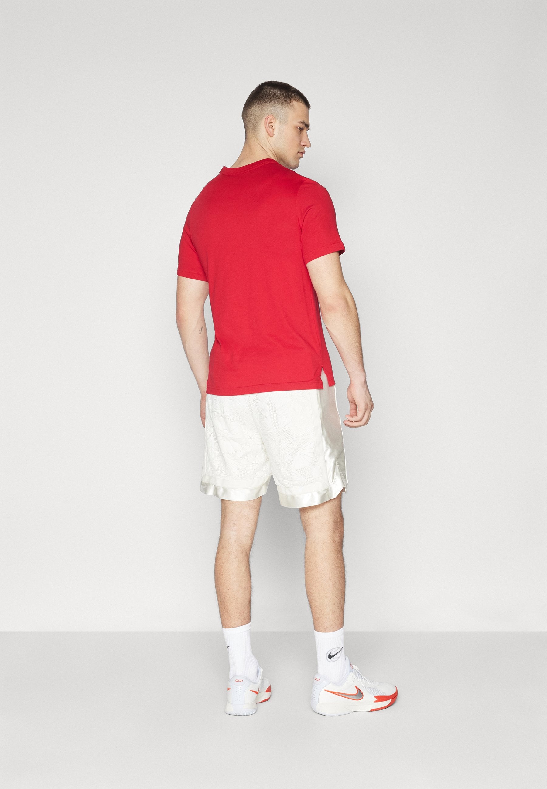 Nike Performance DNA 8IN SHORT NAOS