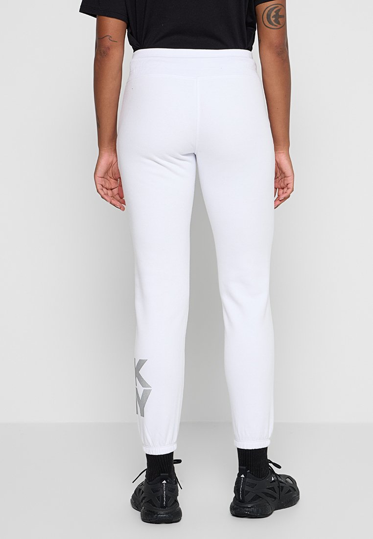 DKNY Sport