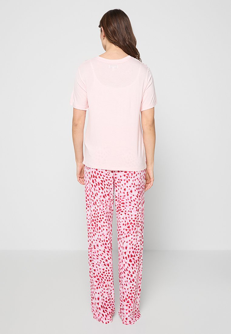 DKNY Loungewear