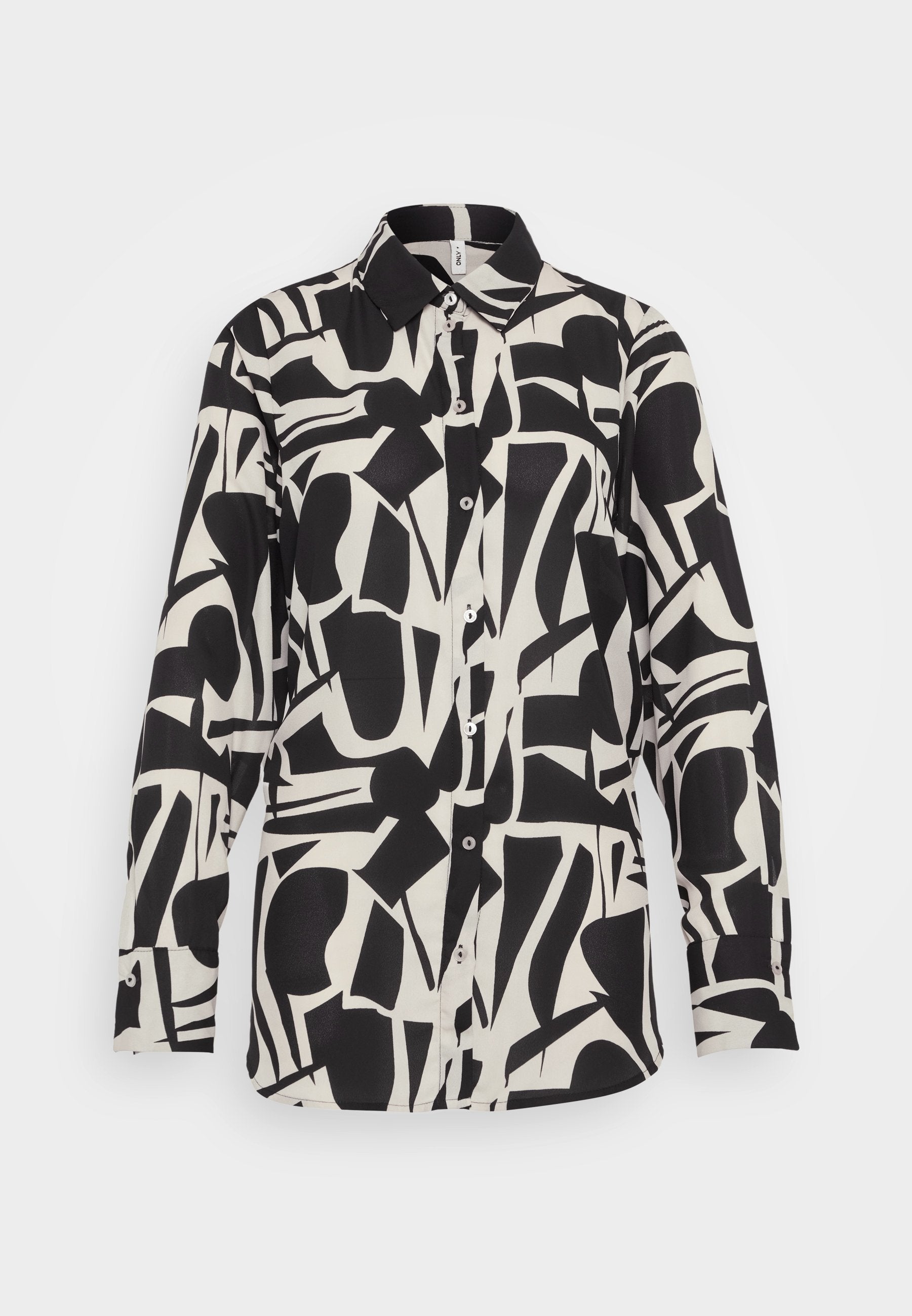 Langärmliges, knopfbares Hemd in Schwarz und Weiß, mit einem abstrakten Muster aus verschiedenen geometrischen Formen und einem klassischen Kragendesign.
